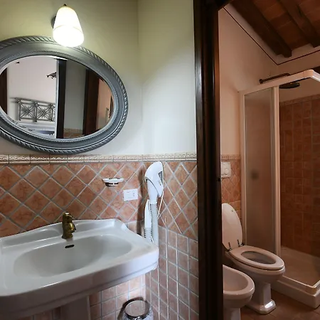 La Tana Del Bianconiglio Vakantieboerderij *
