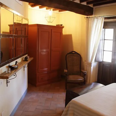La Tana Del Bianconiglio Farm stay